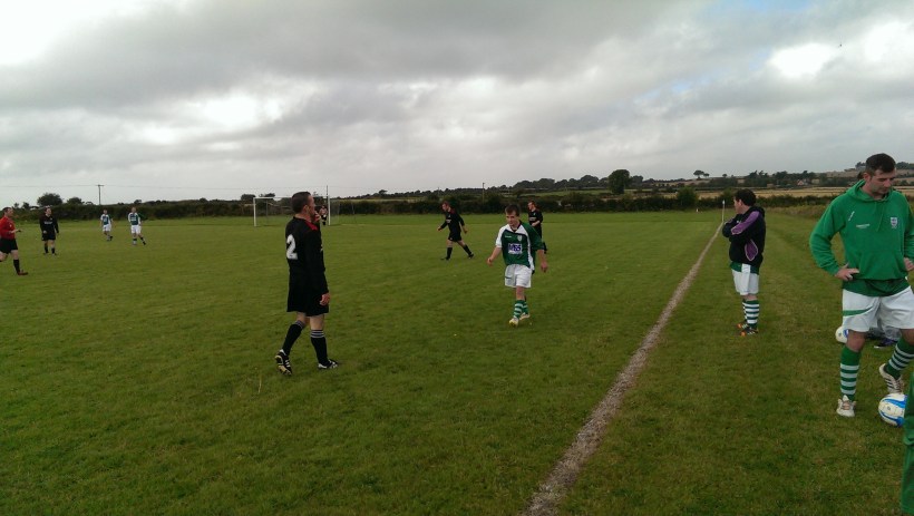 Ashley O'Connor warms up, ready to enter the fray.